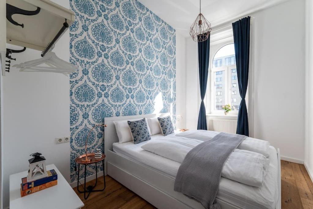 Apartament Spacious 2br By Metro And Center By Hm Wiedeń
